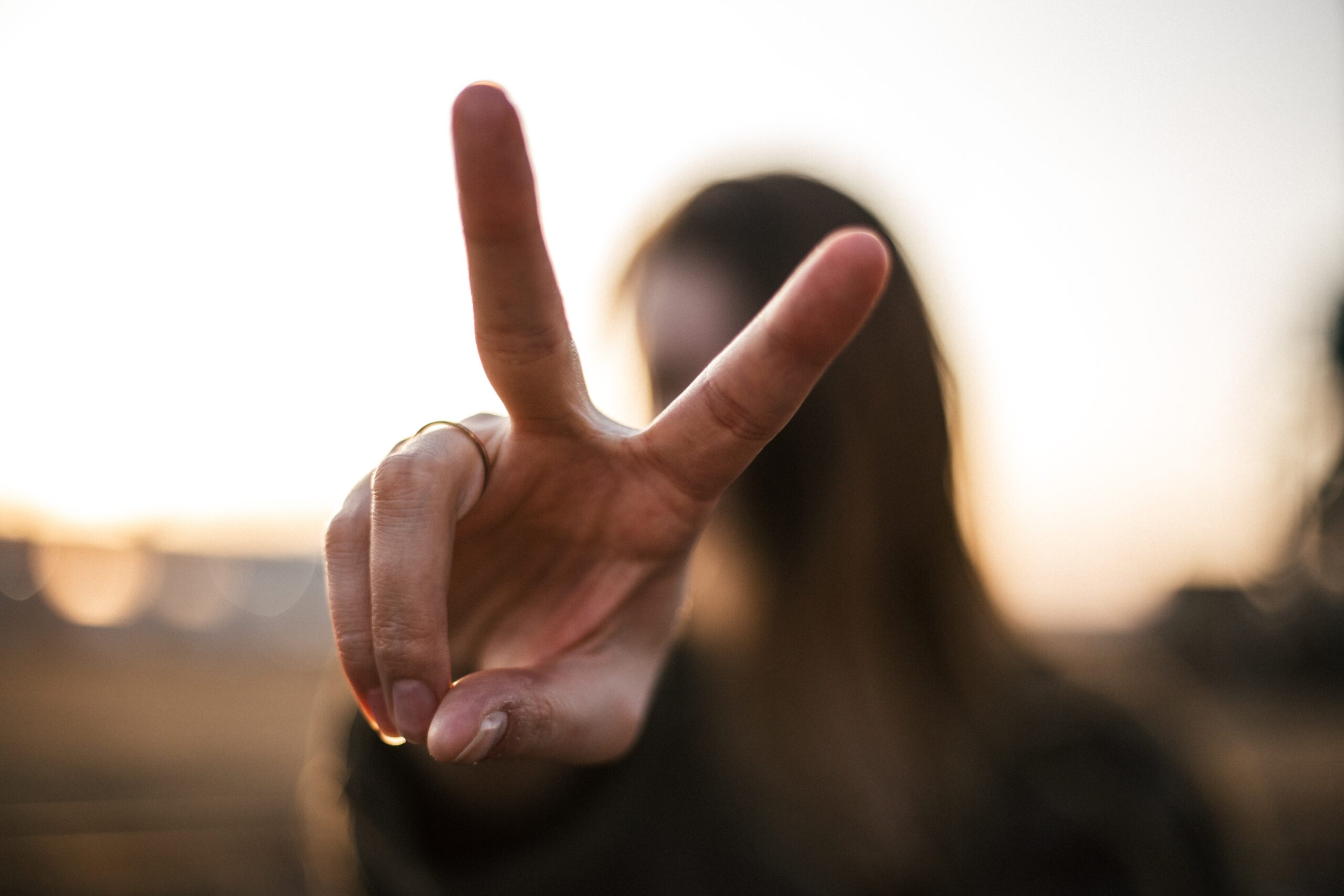 Diferencia entre TWO, TOO y TO en inglés – palabras confusas
